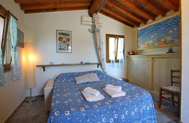 Beautiful private villa for 3 guests with A/C, hot tub, TV, veranda, pets allowed and panoramic .