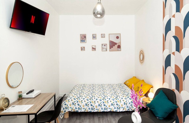 ♥️BEAU STUDIO♥️20 MIN FROM PARIS ♥️ 5 MIN FROM THE TRAIN STATION ♥️