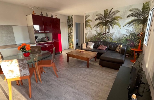 Beau T3 Meuble A Sene à 100 m de la mer Avec vue sur le Golfe du Morbihan