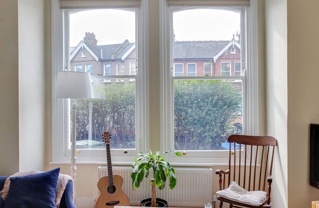 Beautiful 1BED apartment next to Brockwell Park
