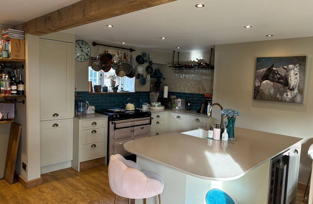 Beautiful 2 Bed large homely luxurious cottage nr Bicester Brackley Buckingham