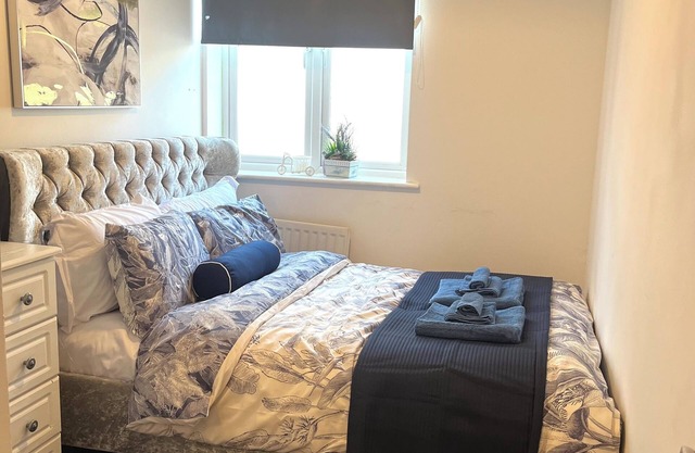 Beautiful 2 - Bed Apartment in Aylesbury