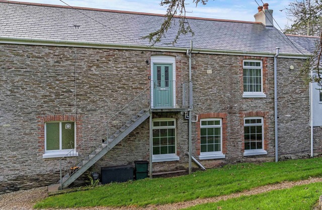 Beautiful 2-bedroom apartment with WiFi in charming Stokenham