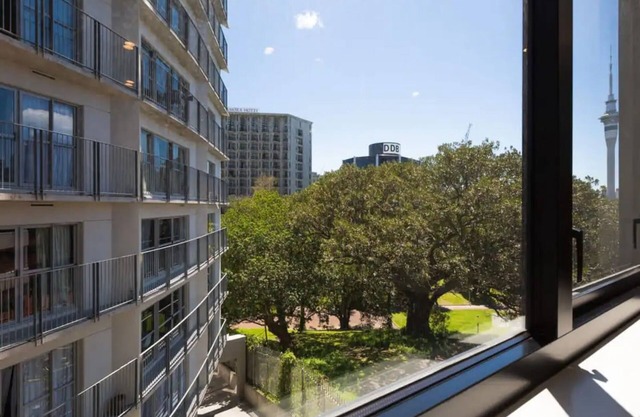 Beautiful 2BR Unit next to Myers Park Zodiak Stays