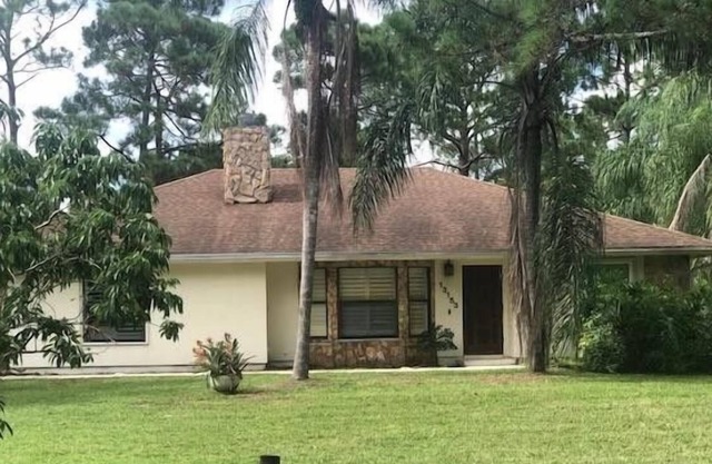 Beautiful 3 Br. Single family (230733) by Houzlet