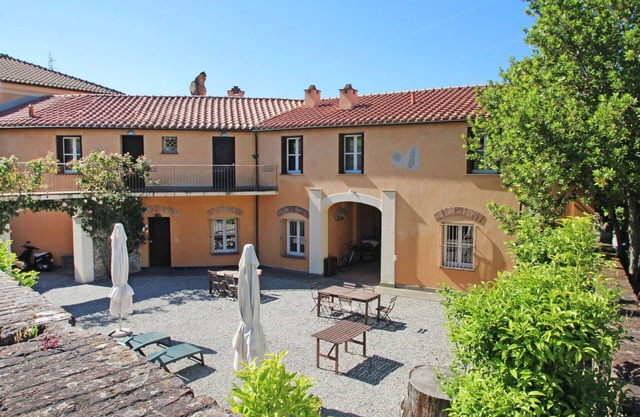 Beautiful apartment in villa for 6 people with WIFI, TV and panoramic view