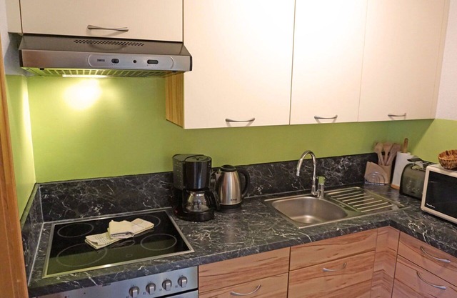 Beautiful apartment for 5 people with WIFI, TV, terrace, pets allowed and parking
