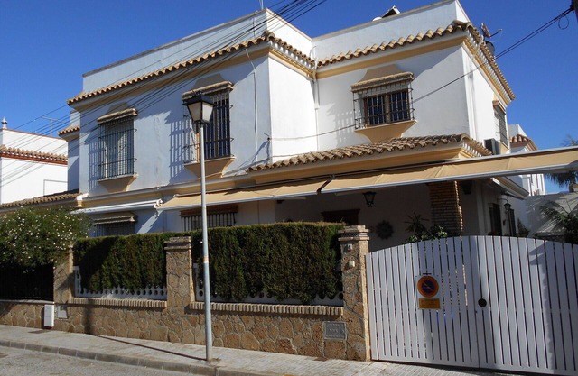 Beautiful apartment for 4 guests with A/C, WIFI, TV and terrace