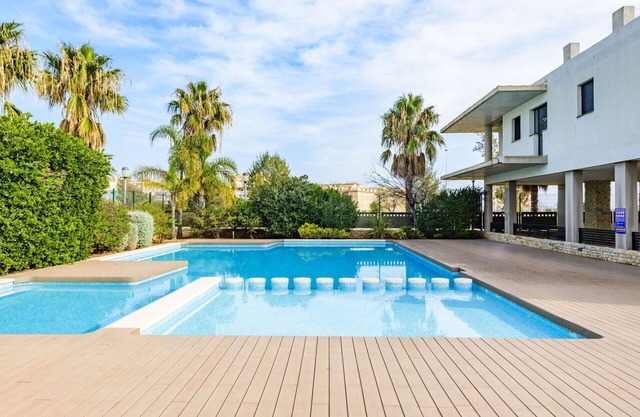 Beautiful apartment for 4 people with A/C, WIFI, pool, TV and terrace