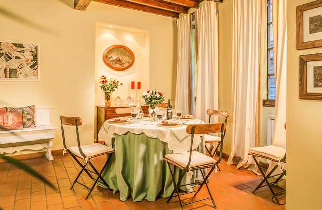 BEAUTIFUL APARTMENT FLORENCE