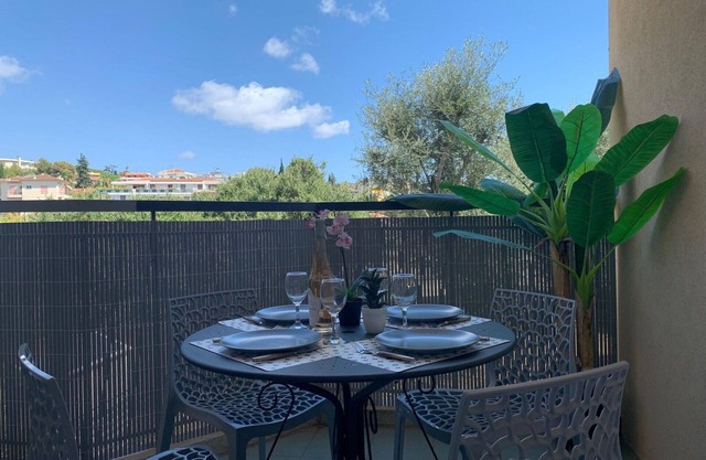 Beautiful apartment for 4 people with WIFI, A/C, TV, terrace and pets allowed