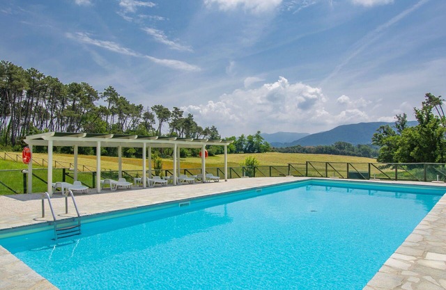 Beautiful apartment for 4 guests with pool, A/C, TV, patio, pets allowed and panoramic view