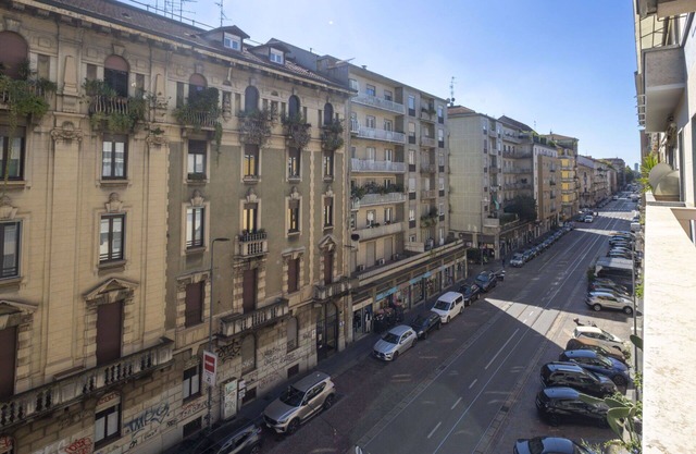 Beautiful apartment for 5 guests with A/C, WIFI, TV and balcony