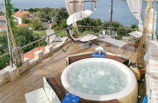 Beautiful apartment in Utjeha