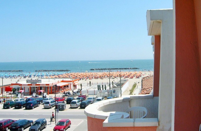 Beautiful apartment for 4 people with WIFI, A/C, TV, terrace and pets allowed