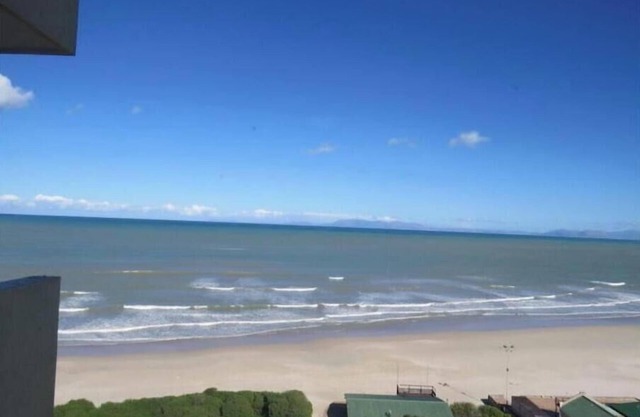 Beautiful Apartment on Beachfront Strand