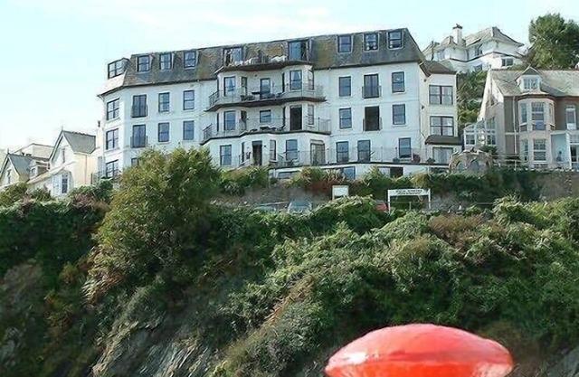Beautiful Apartment With Arguably The Best Views In Looe!