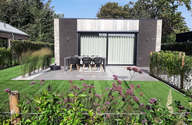 Beautiful bungalow on vacation park by the sea