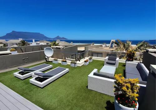 Beautiful Cape Town Beach Villa