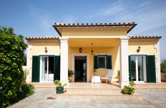 Beautiful countryside home in Buger