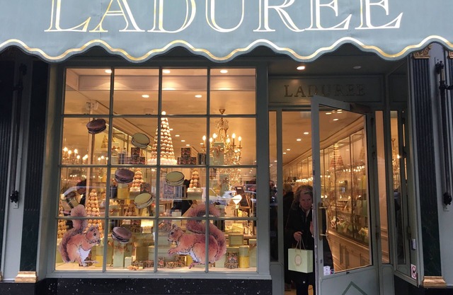 Beautiful, family-ready space in the historical heart of Paris!
