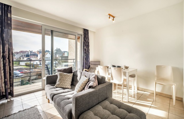 Beautiful flat near St-Idesbald beach