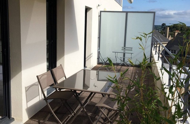 Beautiful fully renovated apartment for 5 people in the center of PERROS-GUIREC