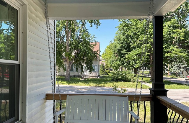 Beautiful Fully Renovated Charming 3-bedroom house in pleasant Wahoo, NE