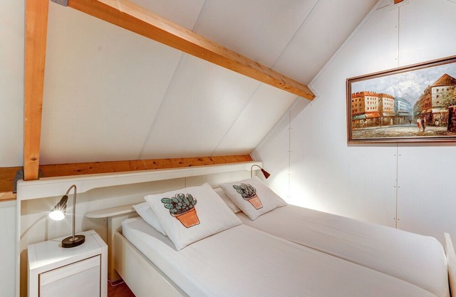 Beautiful Holiday Home in Oldenzaal with Jacuzzi