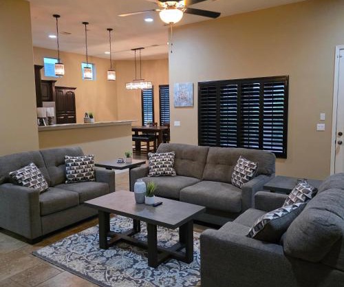 Beautiful Home For Large Family!