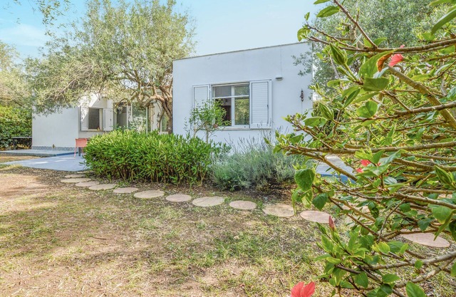 Beautiful home in Cinisi with WiFi