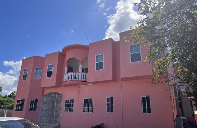 Beautiful Home located near Dunn’s River Falls, Restaurants and attractions