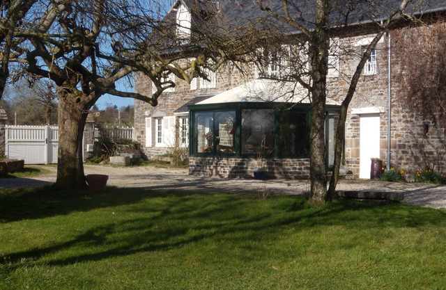 Beautiful house, nice garden