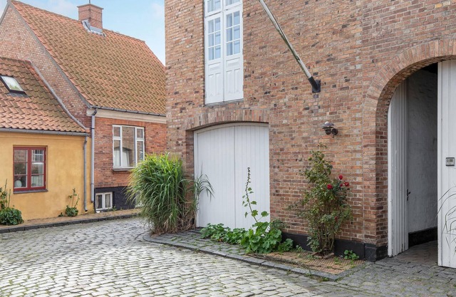 Beautiful, inviting two-story vacation rental with a cozy terrace that provides ocean views, comfort