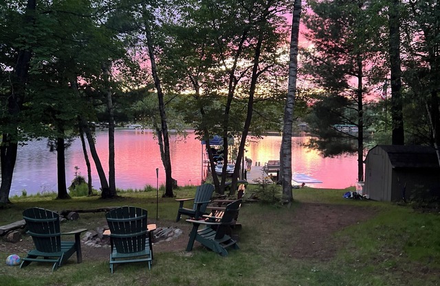 Beautiful lakefront home-1 acre, on Eagle River chain! Only 5 min from downtown!