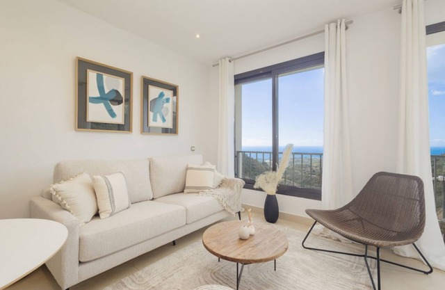 Beautiful modern holiday apartment with amazing sea views with spa and gym