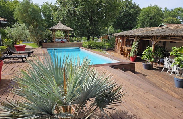 Beautiful modern villa 3 minutes from the lake