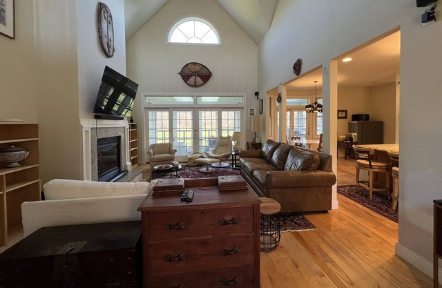 Beautiful Private Home with River Access In Beautiful Egremont