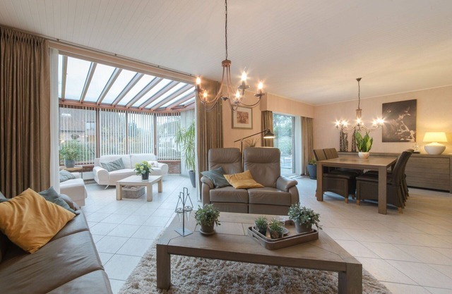 Beautiful private villa for 6 people with WIFI and terrace
