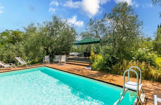 Beautiful private villa for 6 people with WIFI, private pool, TV and panoramic view