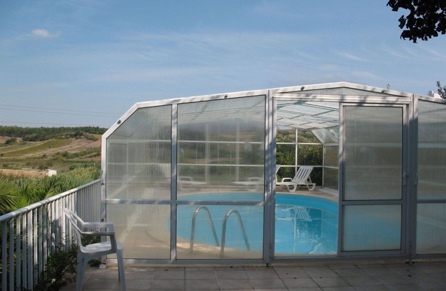 Beautiful private villa for 6 people with WIFI, private pool, TV and terrace