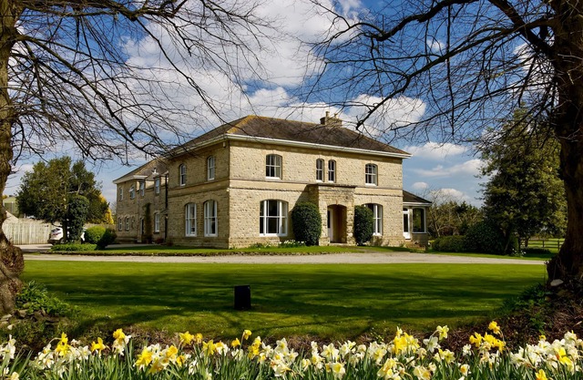 Beautiful Self Catering farmhouse surrounded by charming English countryside.