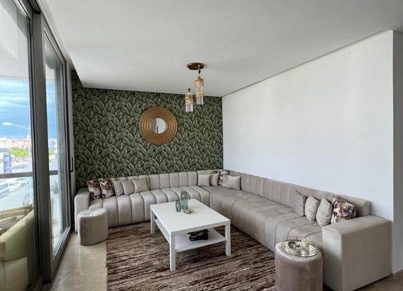 Beautiful sunny apartment with swim pool in Marina