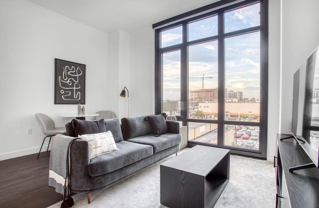 Beautiful Union Market 1BR w/Gym & W/D, steps to Metro, by Blueground