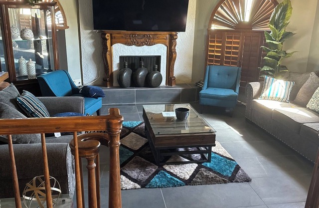 Beautiful Vacation Home with Pool