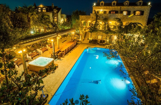Beautiful Villa Castle Lujić
