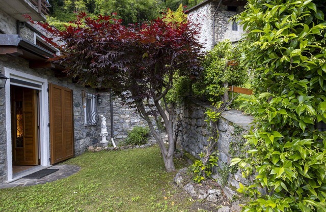 Beautiful villa for 6 guests with WIFI, TV, patio and pets allowed