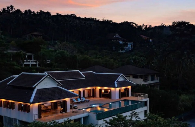 Beautiful Villa With Private Pool For 8 Guest With Sea View