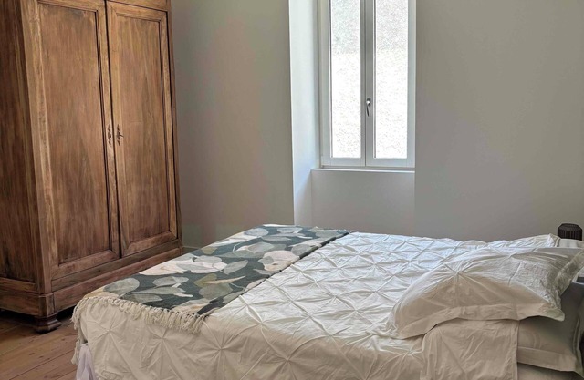 Beautiful village house 15 minutes from Avignon and Pont du Gard