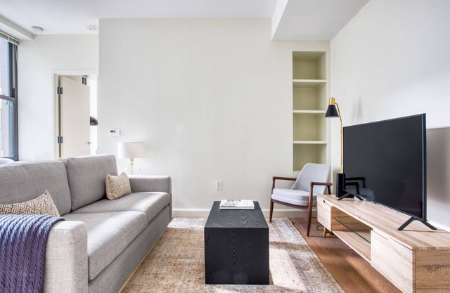 Beauty in Back Bay, 1BR w/Gym, close to the Common by Blueground